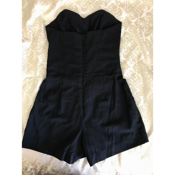 Strapless black romper sz XS / 0 - Picture 2 of 3